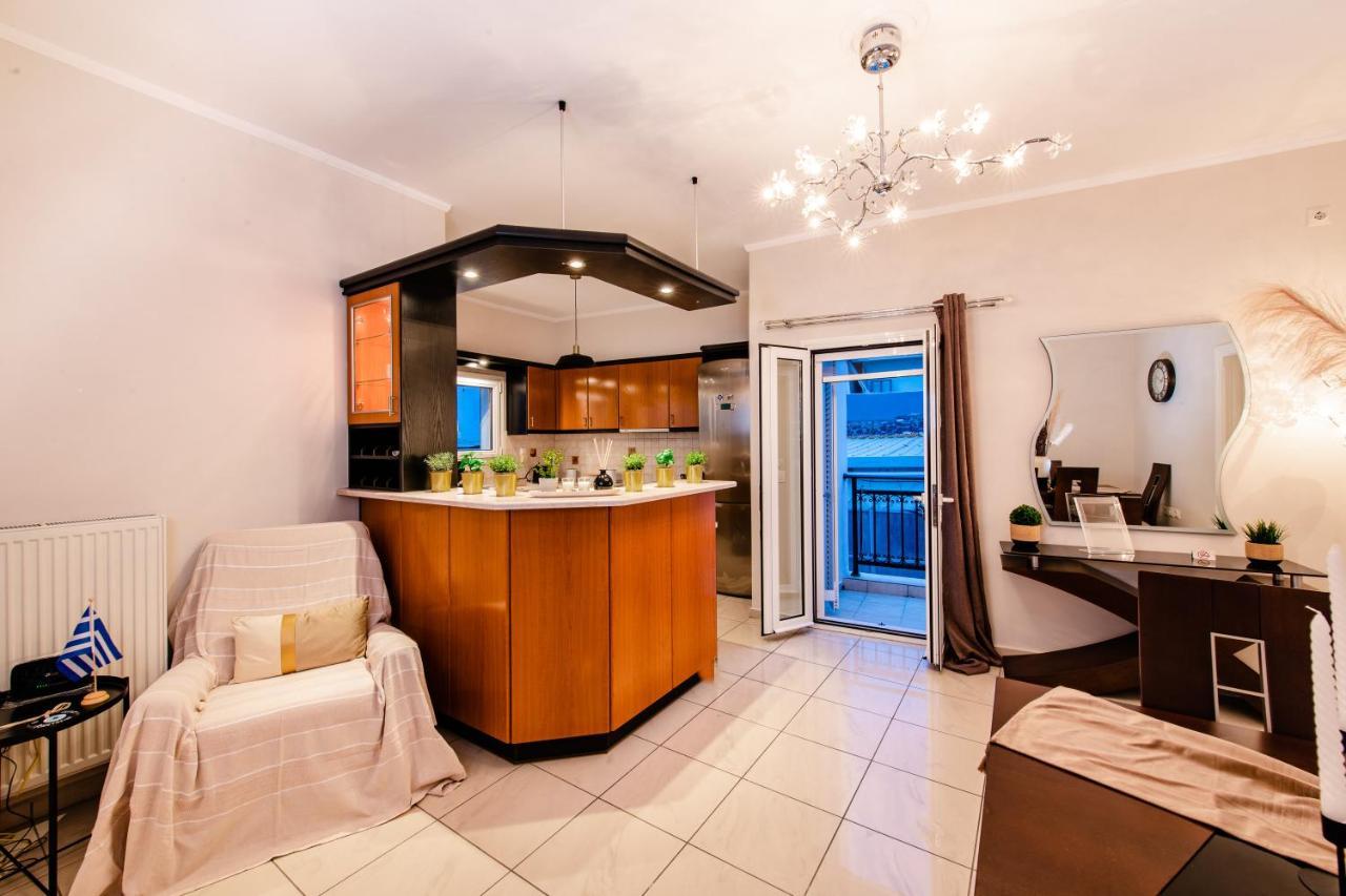 Yiannis Suite Santorini Тира Экстерьер фото